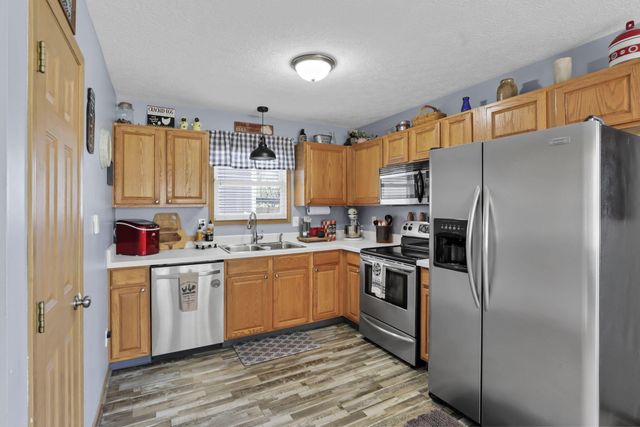 67 Gala Avenue, Pataskala, OH 43062