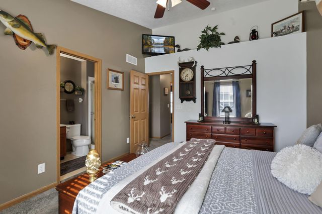 67 Gala Avenue, Pataskala, OH 43062