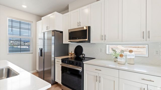 64 N PROVO RIVER RD, Saratoga Springs, UT 84045