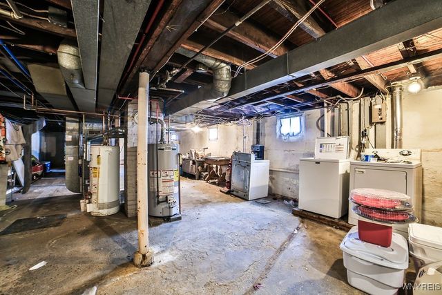 240 Lackawanna Avenue, Cheektowaga, NY 14212