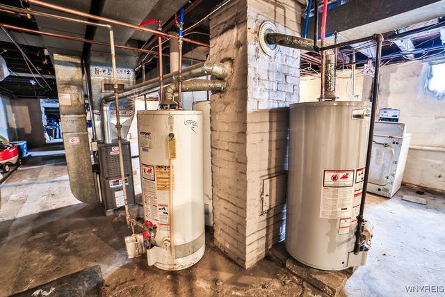 240 Lackawanna Avenue, Cheektowaga, NY 14212