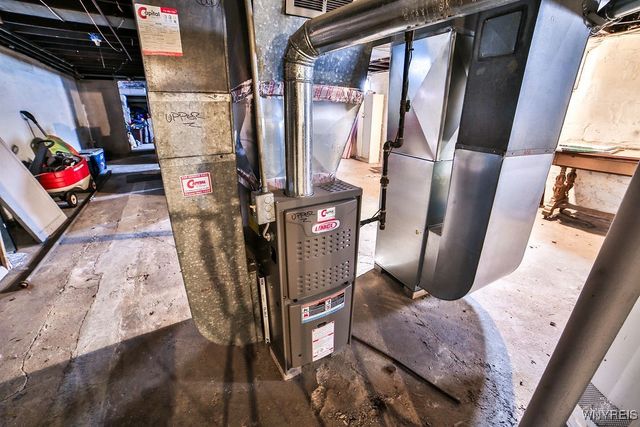 240 Lackawanna Avenue, Cheektowaga, NY 14212