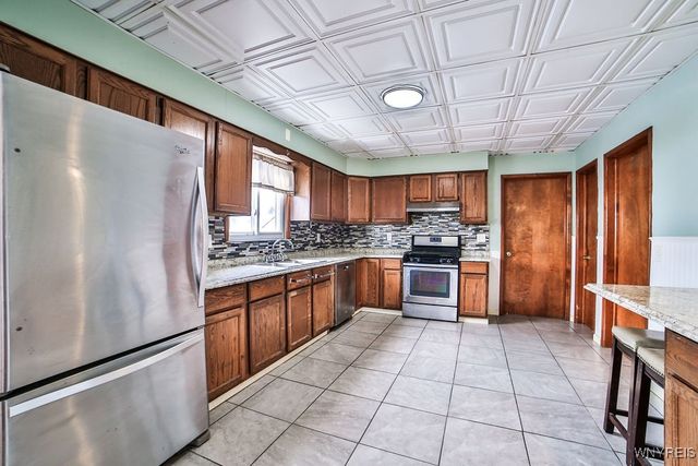 240 Lackawanna Avenue, Cheektowaga, NY 14212