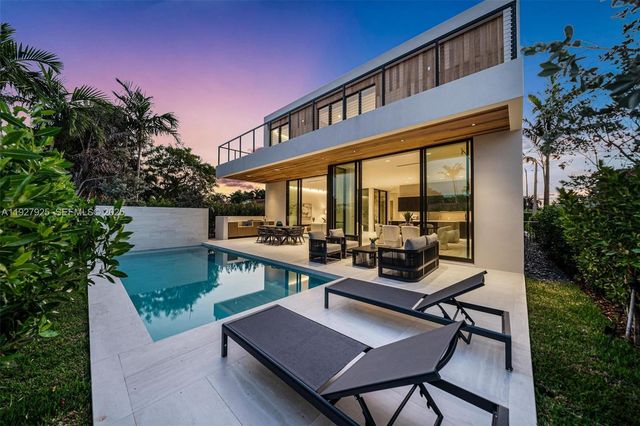 8935 Froude Ave, Surfside, FL 33154