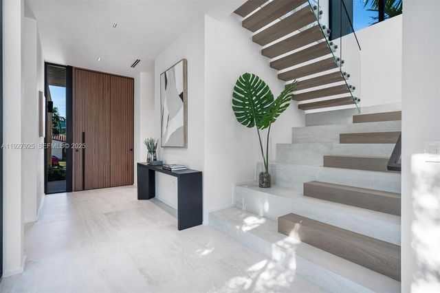 8935 Froude Ave, Surfside, FL 33154