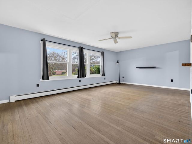 11 Green Briar Road, Norwich, CT 06360