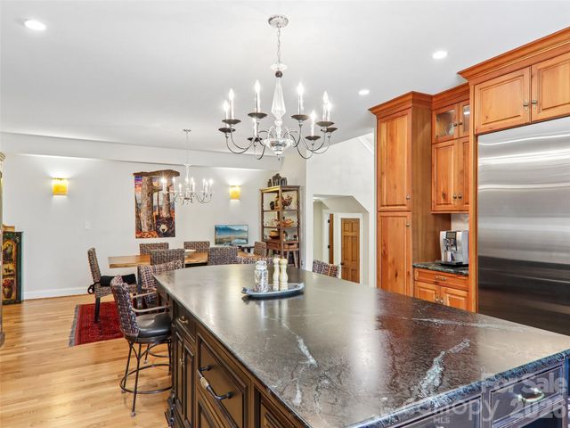 404 Southview Lane, Flat Rock, NC 28731