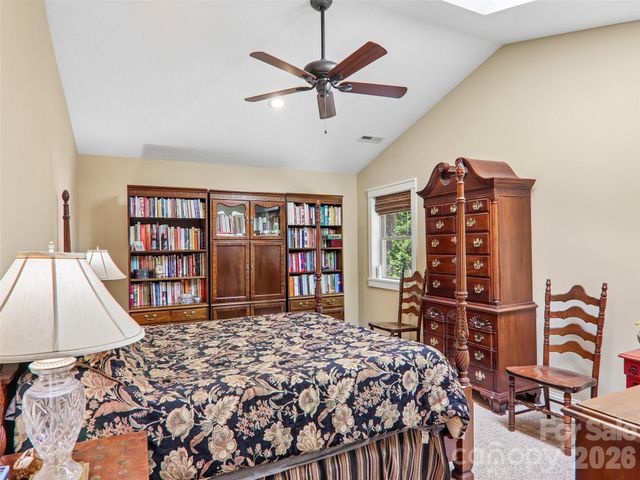 404 Southview Lane, Flat Rock, NC 28731