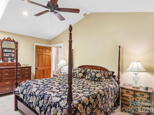 404 Southview Lane, Flat Rock, NC 28731
