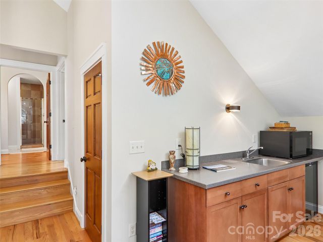 404 Southview Lane, Flat Rock, NC 28731