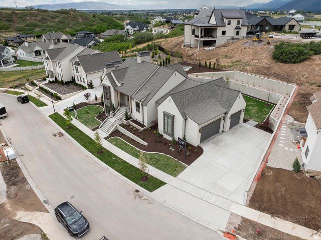 263 E MAPLE RIDGE DR, Mapleton, UT 84664