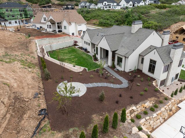 263 E MAPLE RIDGE DR, Mapleton, UT 84664