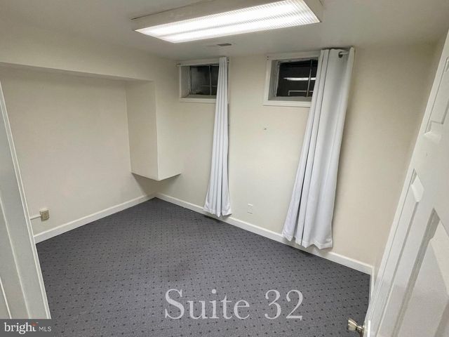 5201 W WOODMILL DR #32 LOWER, Wilmington, DE 19808