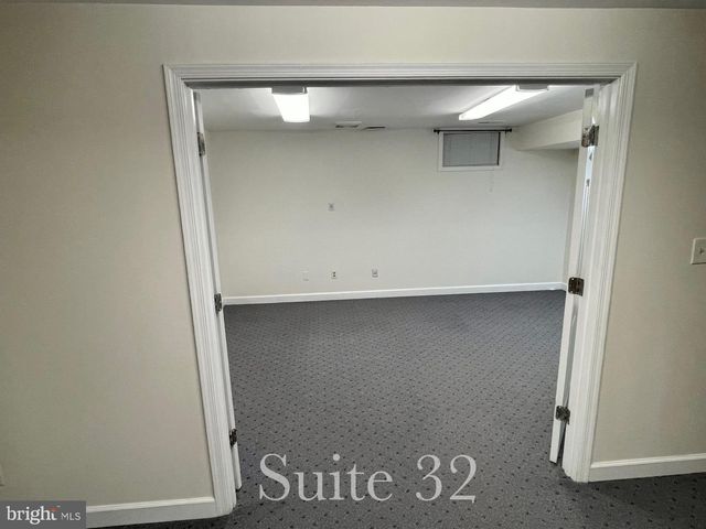 5201 W WOODMILL DR #32 LOWER, Wilmington, DE 19808