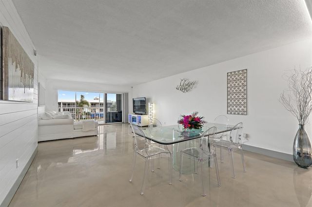 100 Waterway Road E305, Tequesta, FL 33469