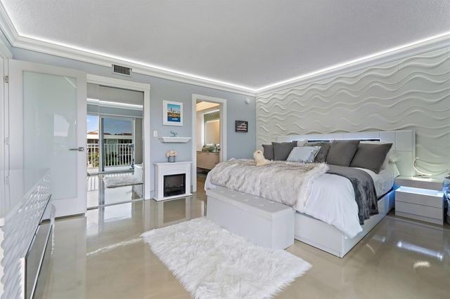100 Waterway Road E305, Tequesta, FL 33469
