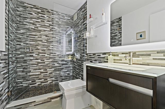100 Waterway Road E305, Tequesta, FL 33469