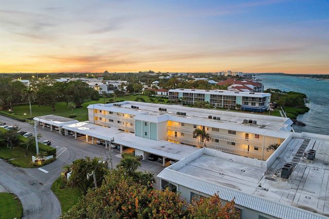 100 Waterway Road E305, Tequesta, FL 33469