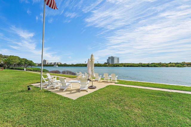 100 Waterway Road E305, Tequesta, FL 33469
