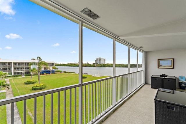 100 Waterway Road E305, Tequesta, FL 33469
