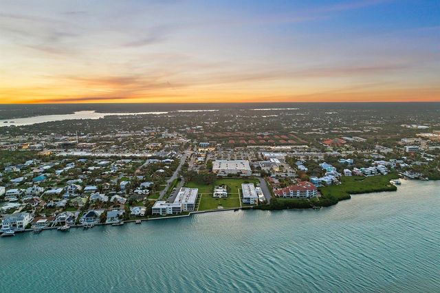100 Waterway Road E305, Tequesta, FL 33469