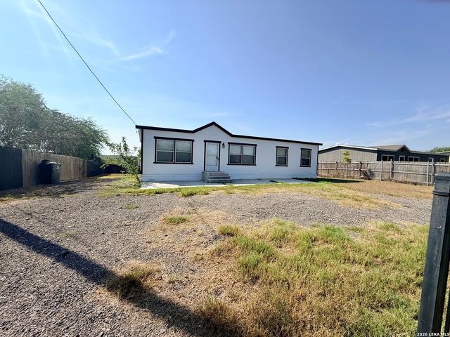 848 Railyard Dr, Kyle, TX 78640