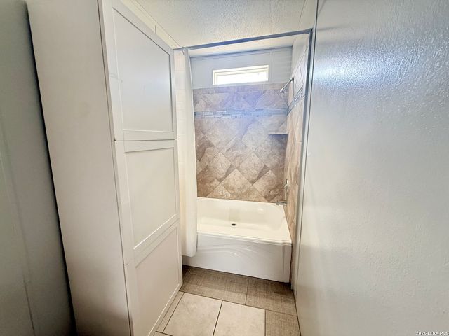 848 Railyard Dr, Kyle, TX 78640