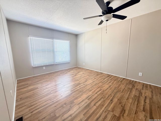 848 Railyard Dr, Kyle, TX 78640