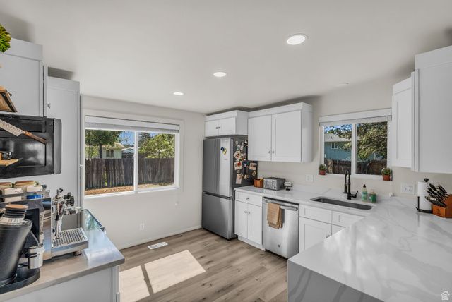 402 E 10185 S, Sandy, UT 84070