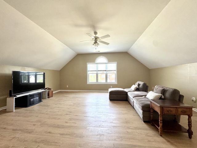 5636 Cedar Rock Dr, Nashville, TN 37211