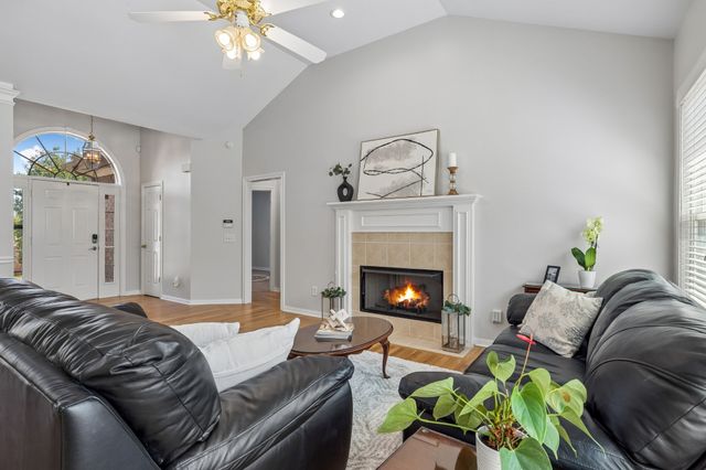 5636 Cedar Rock Dr, Nashville, TN 37211