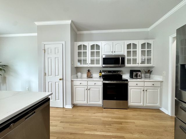 5636 Cedar Rock Dr, Nashville, TN 37211