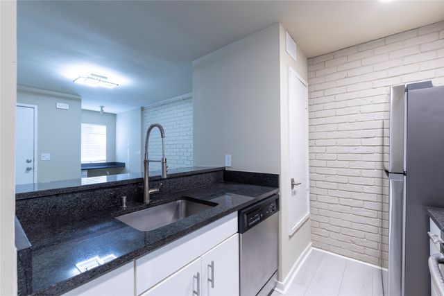 4231 Travis Street 31, Dallas, TX 75205