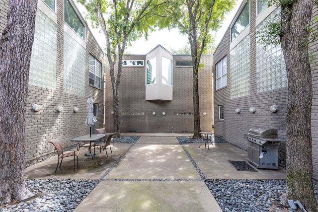 4231 Travis Street 31, Dallas, TX 75205