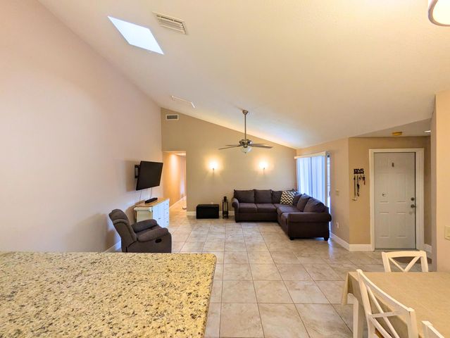 5513 Eagle Lake Drive, Palm Beach Gardens, FL 33418