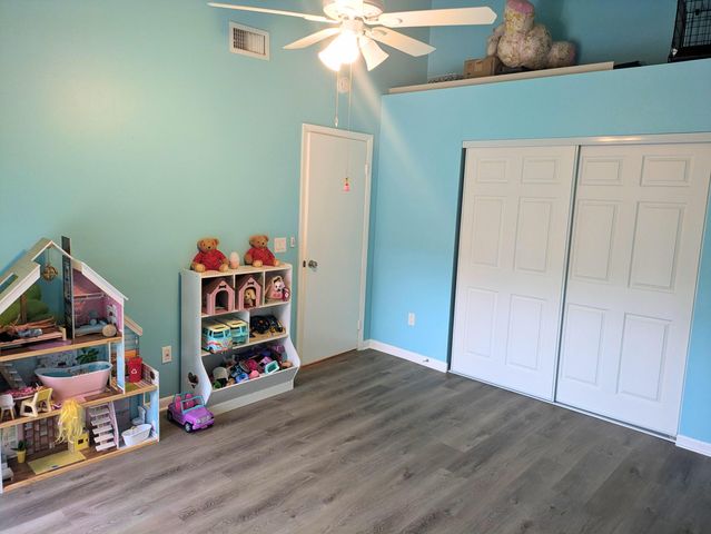 5513 Eagle Lake Drive, Palm Beach Gardens, FL 33418