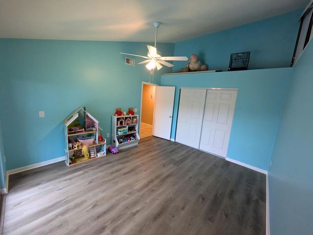 5513 Eagle Lake Drive, Palm Beach Gardens, FL 33418