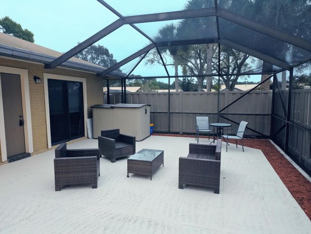 5513 Eagle Lake Drive, Palm Beach Gardens, FL 33418