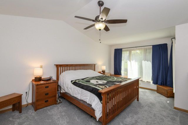 966 Bay View CIRCLE, Mukwonago, WI 53149