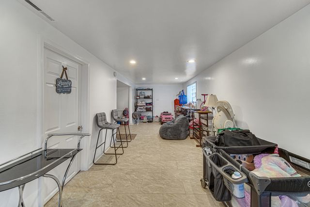 10339 S Calumet Avenue, Chicago, IL 60628
