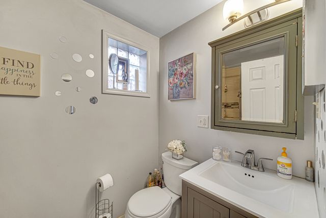 10339 S Calumet Avenue, Chicago, IL 60628