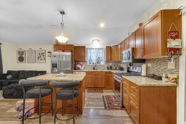 10339 S Calumet Avenue, Chicago, IL 60628