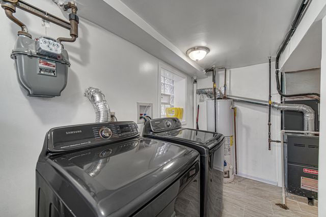 10339 S Calumet Avenue, Chicago, IL 60628