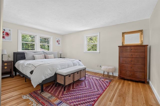 5 Holbrook, Wayland, MA 01778