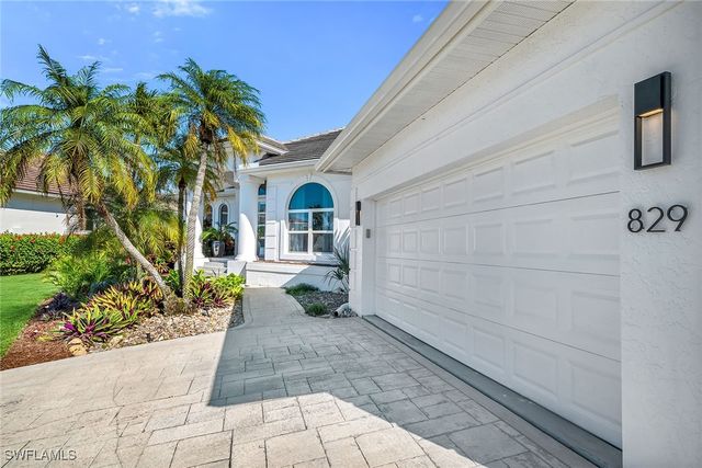 829 Bluebonnet CT, Marco Island, FL 34145