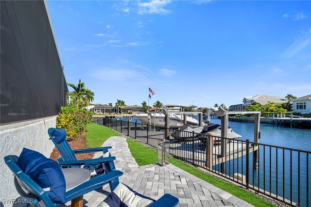 829 Bluebonnet CT, Marco Island, FL 34145