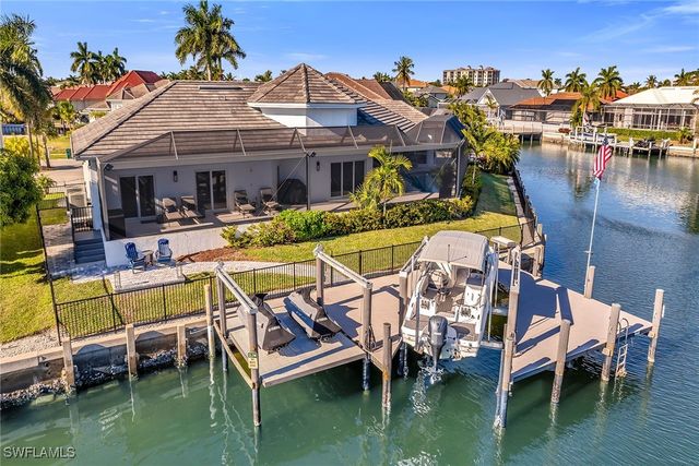 829 Bluebonnet CT, Marco Island, FL 34145