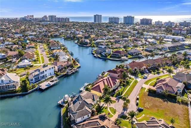 829 Bluebonnet CT, Marco Island, FL 34145