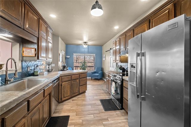 14955 Greasy Valley, Prairie Grove, AR 72753