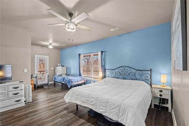 14955 Greasy Valley, Prairie Grove, AR 72753